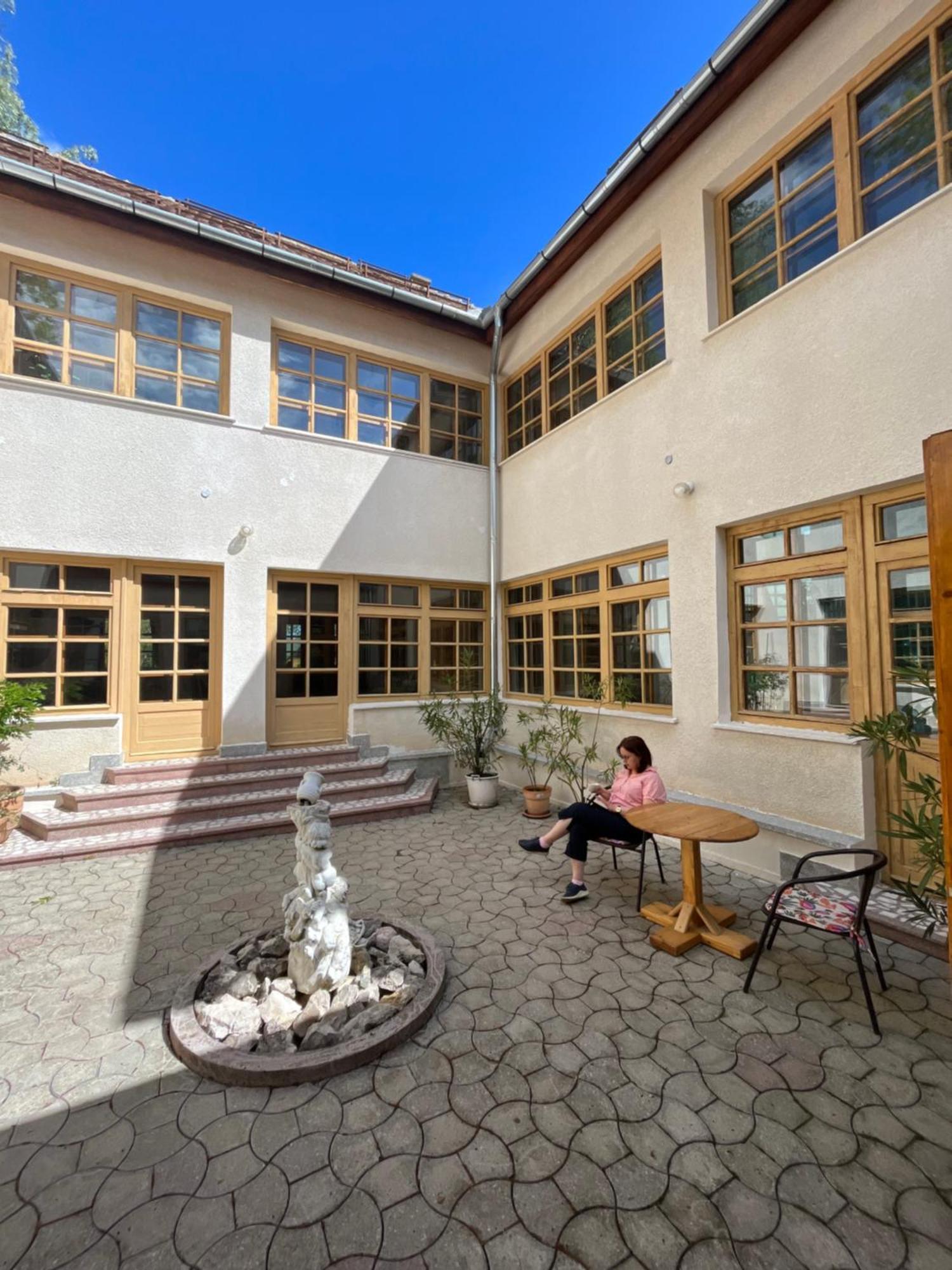 Villa Alba By Akasha Retreat Bran  Exterior photo